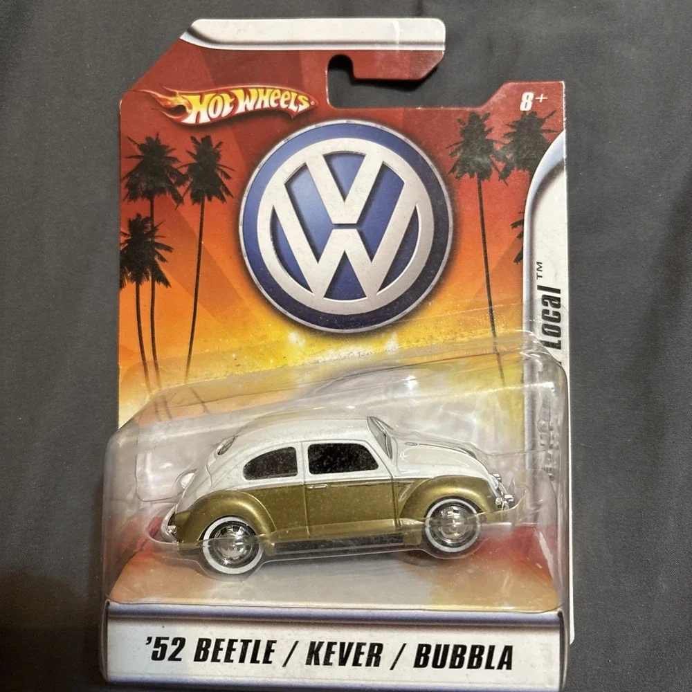 2007 Hot Wheels VW Volkswagen 1:50 GOLD 52 BEETLE KEVER BUBBLA BUG Rat Rods